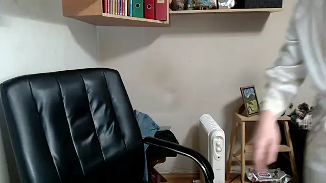 Snapshot of katemodel chatting on 02.03.26 katemodel online show from 02.03.26