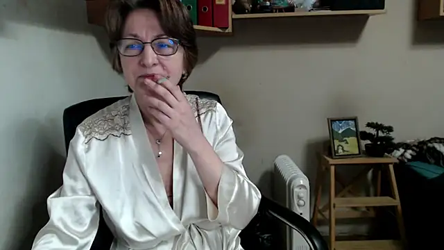 Snapshot of katemodel chatting on 02.27.26 katemodel online show from 02.27.26