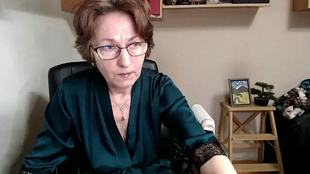 Snapshot of katemodel chatting on 03.02.26 katemodel online show from 03.02.26