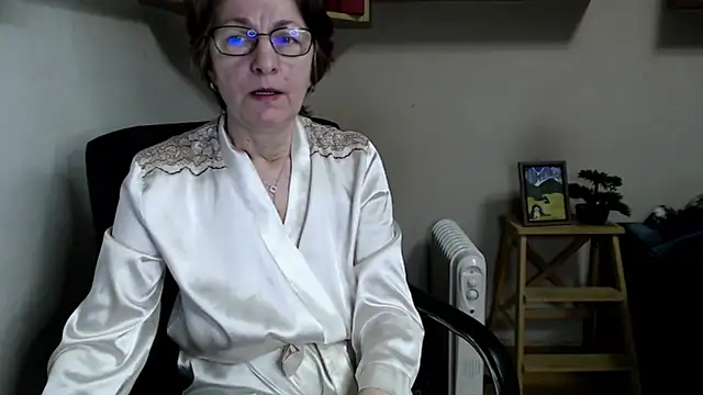 Snapshot of katemodel chatting on 03.03.26 katemodel online show from 03.03.26