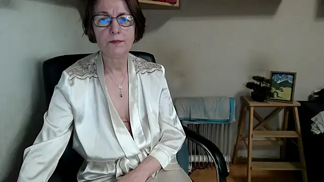 katemodel online show from 05.16.26