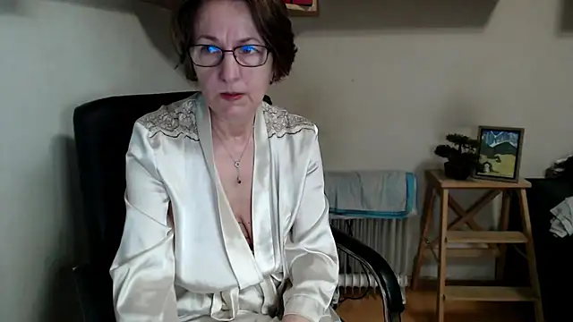 katemodel online show from 05.16.26