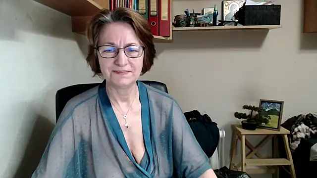 Snapshot of katemodel chatting on 06.11.26 katemodel online show from 06.11.26