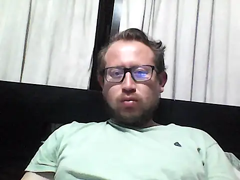 Snapshot of Ecuhot8976 chatting on 07.04.26 Ecuhot8976 online show from 07.04.26
