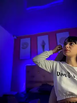 Snapshot of Sasha-18 chatting on 02.27.26 Sasha-18 online show from 02.27.26