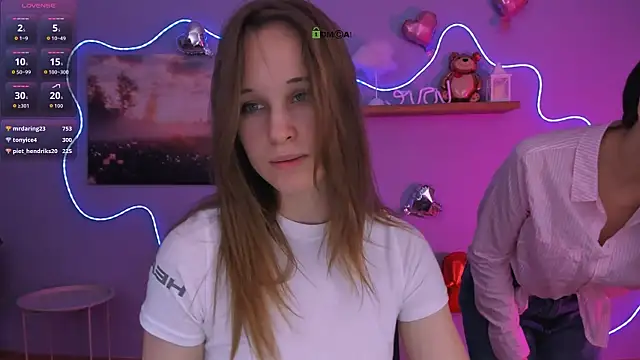 Snapshot of eira_mouse chatting on 02.18.26 eira mouse online show from 02.18.26