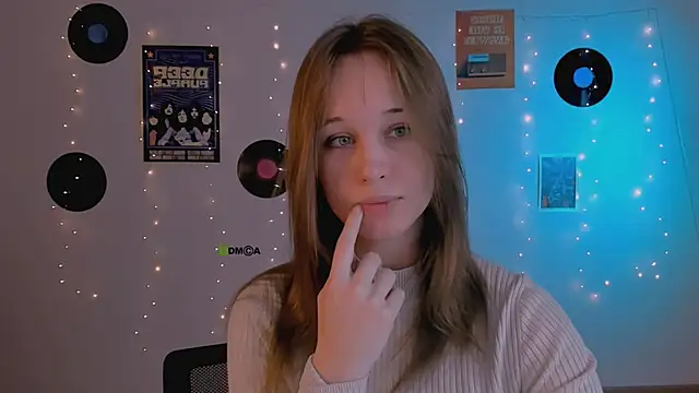 Snapshot of eira_mouse chatting on 02.20.26 eira mouse online show from 02.20.26