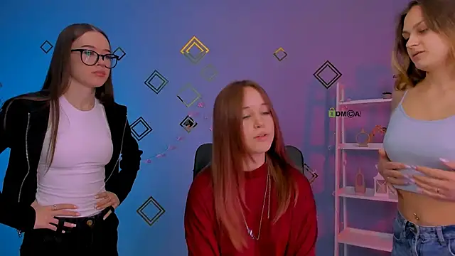 Snapshot of eira_mouse chatting on 04.17.26 eira mouse online show from 04.17.26