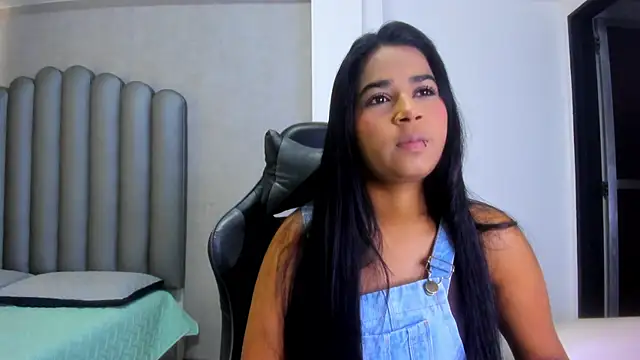 Shirleytaylor- online show from 02.23.26