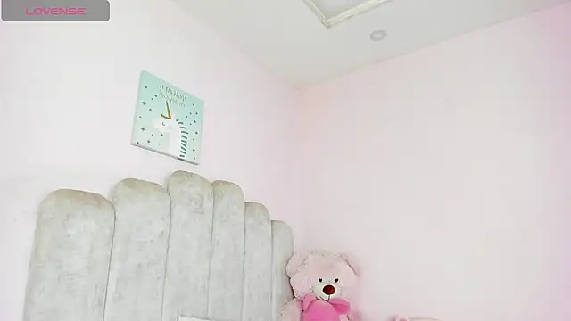 paula cosioo online show from 02.05.26