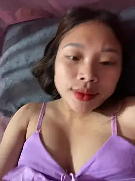 Snapshot of Emxinhka1 chatting on 03.18.26 Emxinhka1 online show from 03.18.26