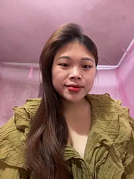 Snapshot of Emxinhka1 chatting on 03.18.26 Emxinhka1 online show from 03.18.26