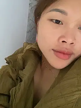 Snapshot of Emxinhka1 chatting on 04.06.26 Emxinhka1 online show from 04.06.26