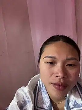 Snapshot of Emxinhka1 chatting on 04.10.26 Emxinhka1 online show from 04.10.26