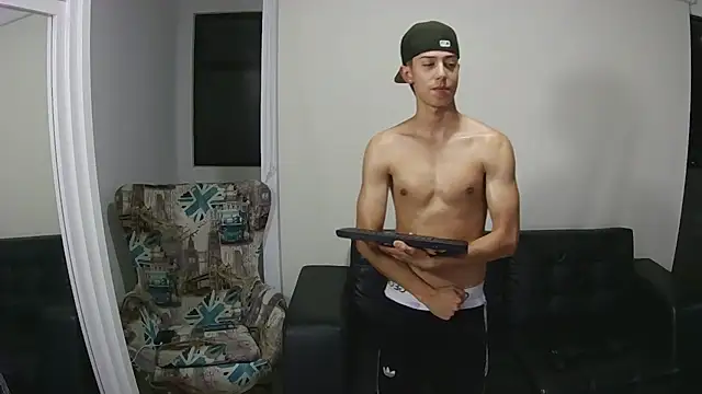 Snapshot of Matt_Jonnes chatting on 02.04.26 Matt Jonnes online show from 02.04.26