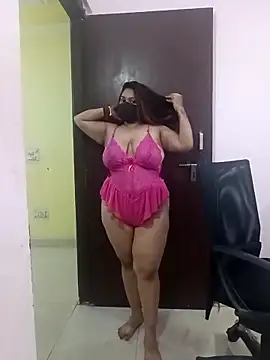 Aliya Hott online show from 04.04.26