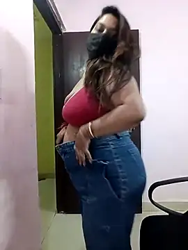 Aliya Hott online show from 04.07.26