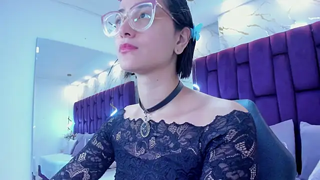 crystalstonee online show from 02.16.26