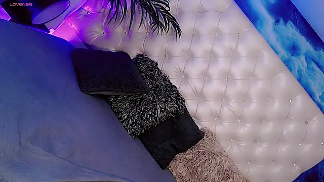 Snapshot of Baby_Lumina chatting on 02.02.26 Baby Lumina online show from 02.02.26