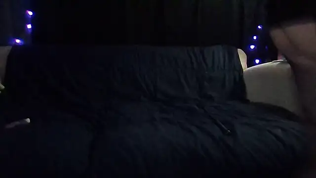 Snapshot of Paradice7 chatting on 02.14.26 Paradice7 online show from 02.14.26