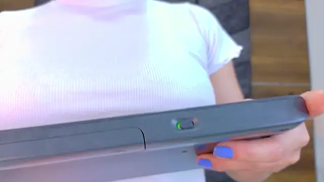 Snapshot of AnnieRouse__ chatting on 02.28.26 AnnieRouse online show from 02.28.26