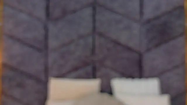 AnnieRouse   online show from 03.18.26