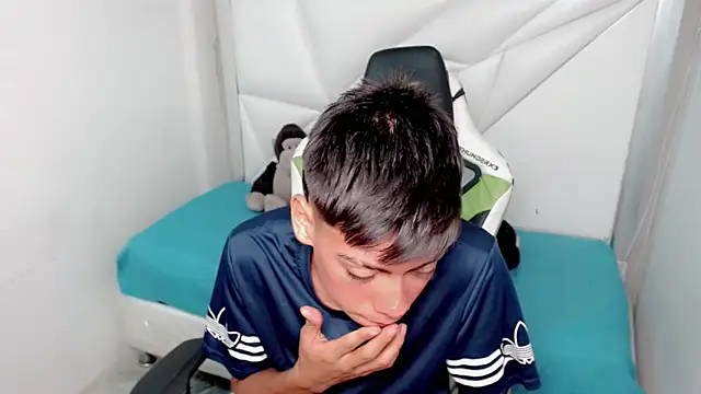 Liarr  online show from 03.04.26