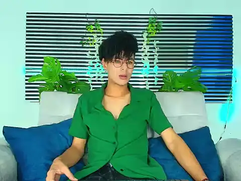 Snapshot of ThiiagoSaeenz chatting on 02.05.26 ThiiagoSaeenz online show from 02.05.26