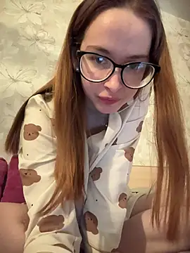 Snapshot of MalliSun chatting on 02.18.26 MalliSun online show from 02.18.26