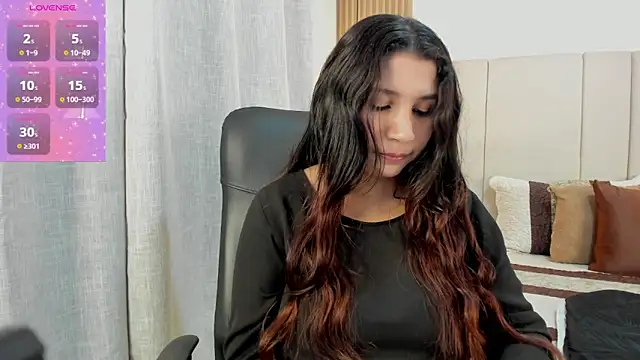 Victoria Rosee online show from 04.10.26