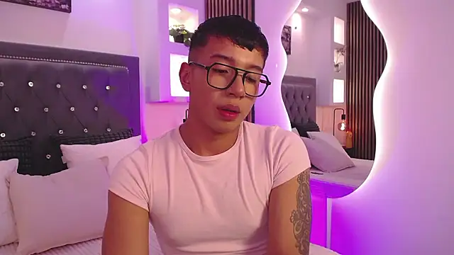 Fancy Vixen online show from 02.25.26