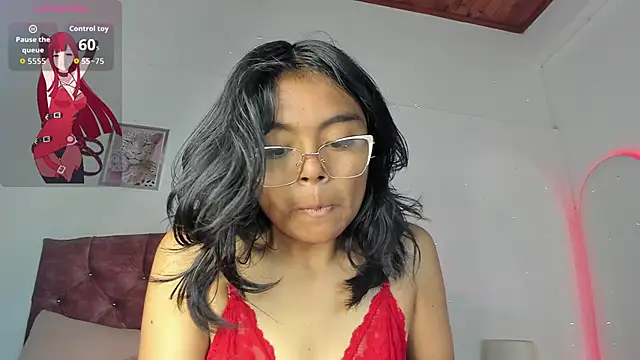 luna velveth online show from 03.30.26