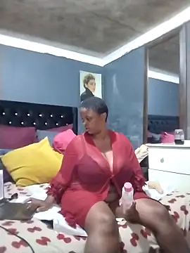 PrettyLisa26 online show from 04.19.26