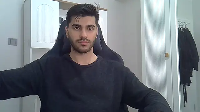 Snapshot of ciceroable chatting on 04.19.26 ciceroable online show from 04.19.26