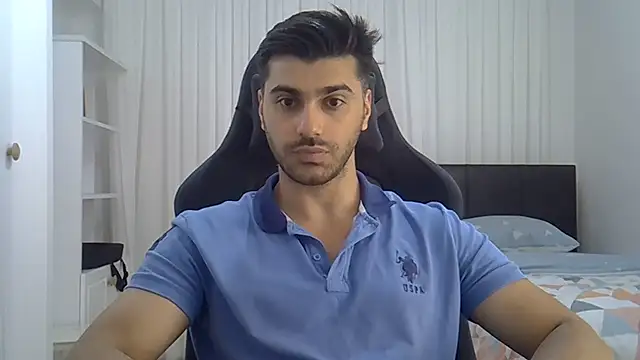 Snapshot of ciceroable chatting on 06.19.26 ciceroable online show from 06.19.26
