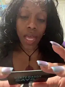 Snapshot of NatalieGainer_goodies chatting on 04.26.26 NatalieGainer goodies online show from 04.26.26