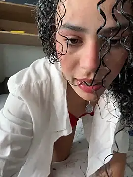 SirenStell0 online show from 04.07.26