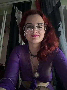Snapshot of Persefoha chatting on 06.28.26 Persefoha online show from 06.28.26