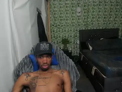 Snapshot of Kofi_exotic_2 chatting on 06.18.26 Kofi exotic 2 online show from 06.18.26