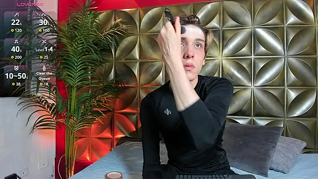 DannyParker  online show from 02.06.26