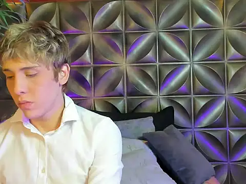 DannyParker  online show from 02.25.26