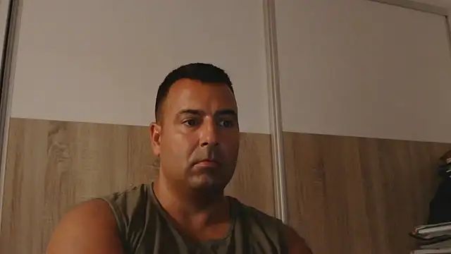 Snapshot of VanillaTime78-Jorge chatting on 06.19.26 VanillaTime78-Jorge online show from 06.19.26