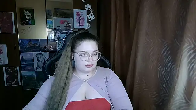 Snapshot of Teasing_Dora chatting on 02.21.26 Teasing Dora online show from 02.21.26