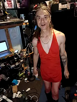 Snapshot of AllucyLu chatting on 02.14.26 AllucyLu online show from 02.14.26