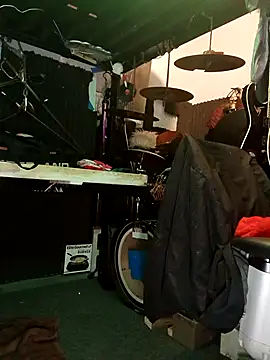 Snapshot of AllucyLu chatting on 02.22.26 AllucyLu online show from 02.22.26