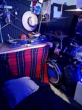 AllucyLu online show from 03.02.26