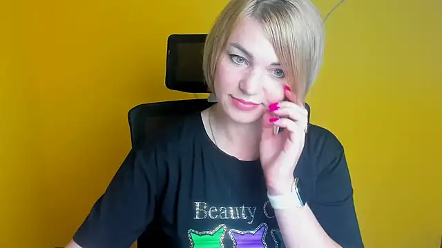 CuttieEmma online show from 07.01.26
