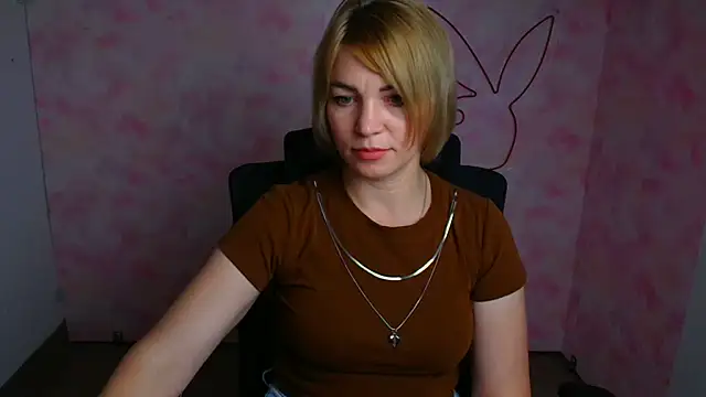 CuttieEmma online show from 07.02.26