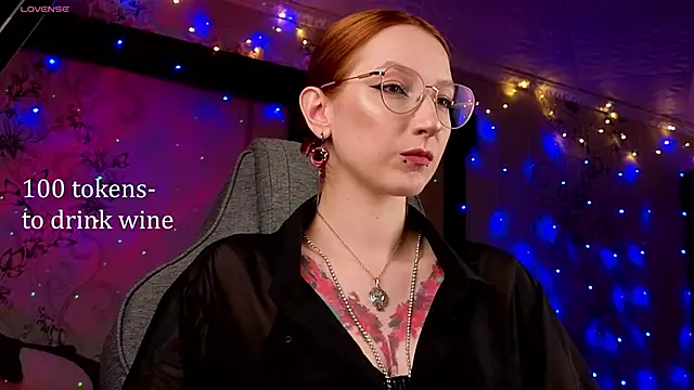 Vamp Mila online show from 04.16.26