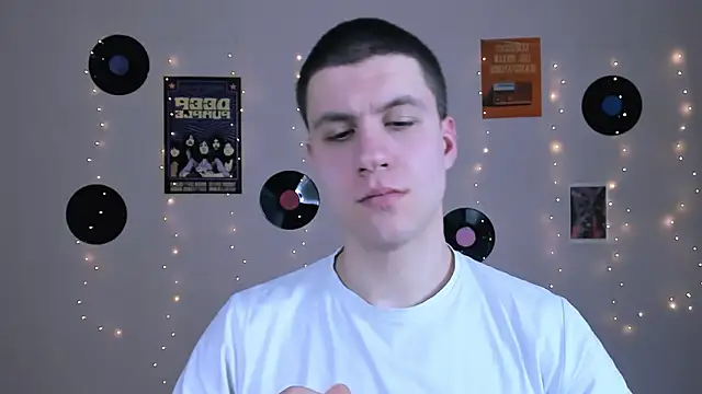 Snapshot of neo_raze chatting on 02.02.26 neo raze online show from 02.02.26